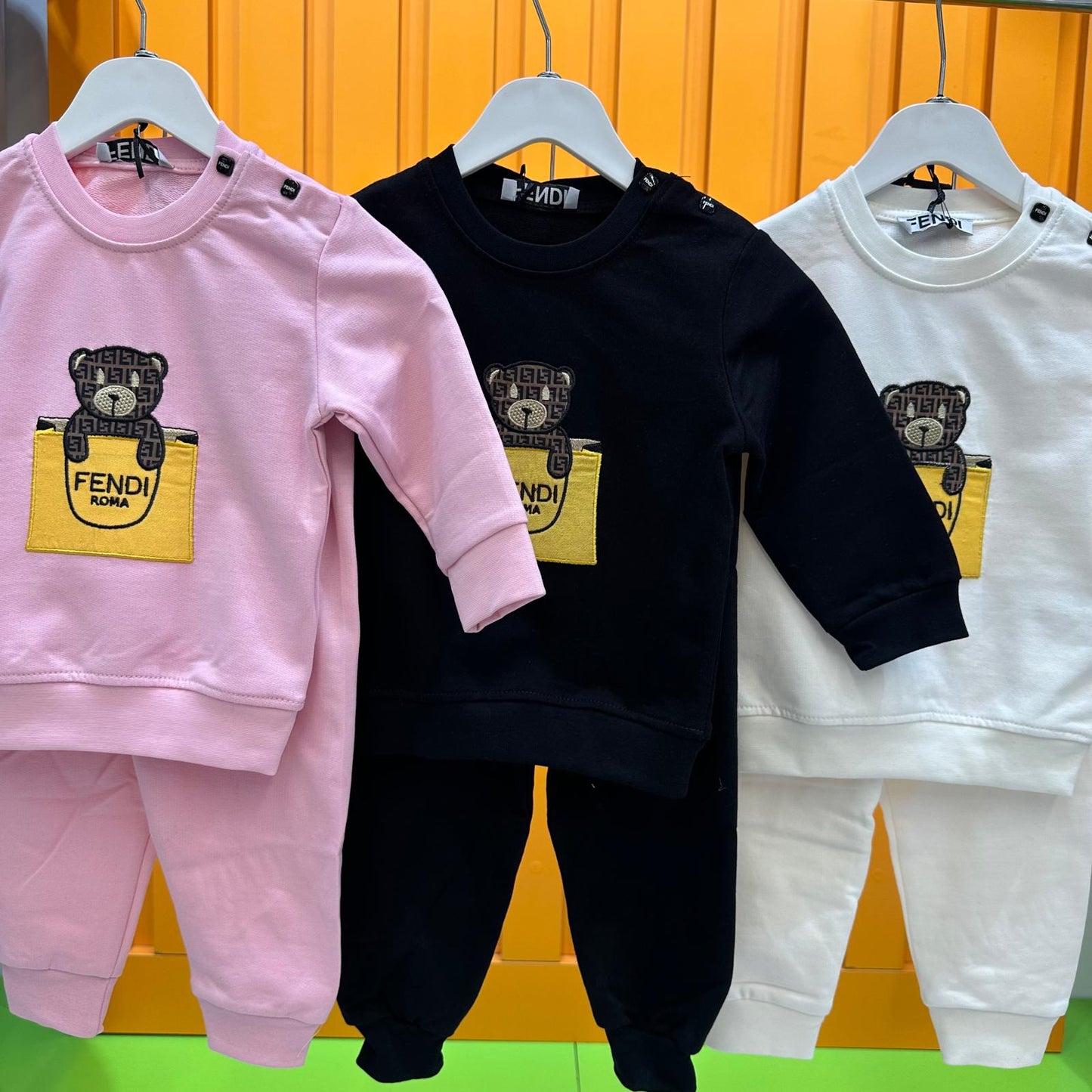 Fendi baby roze