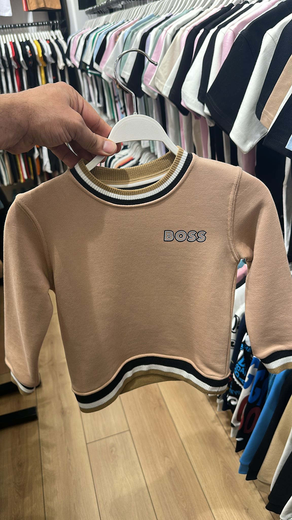 Hugo Boss trui beige