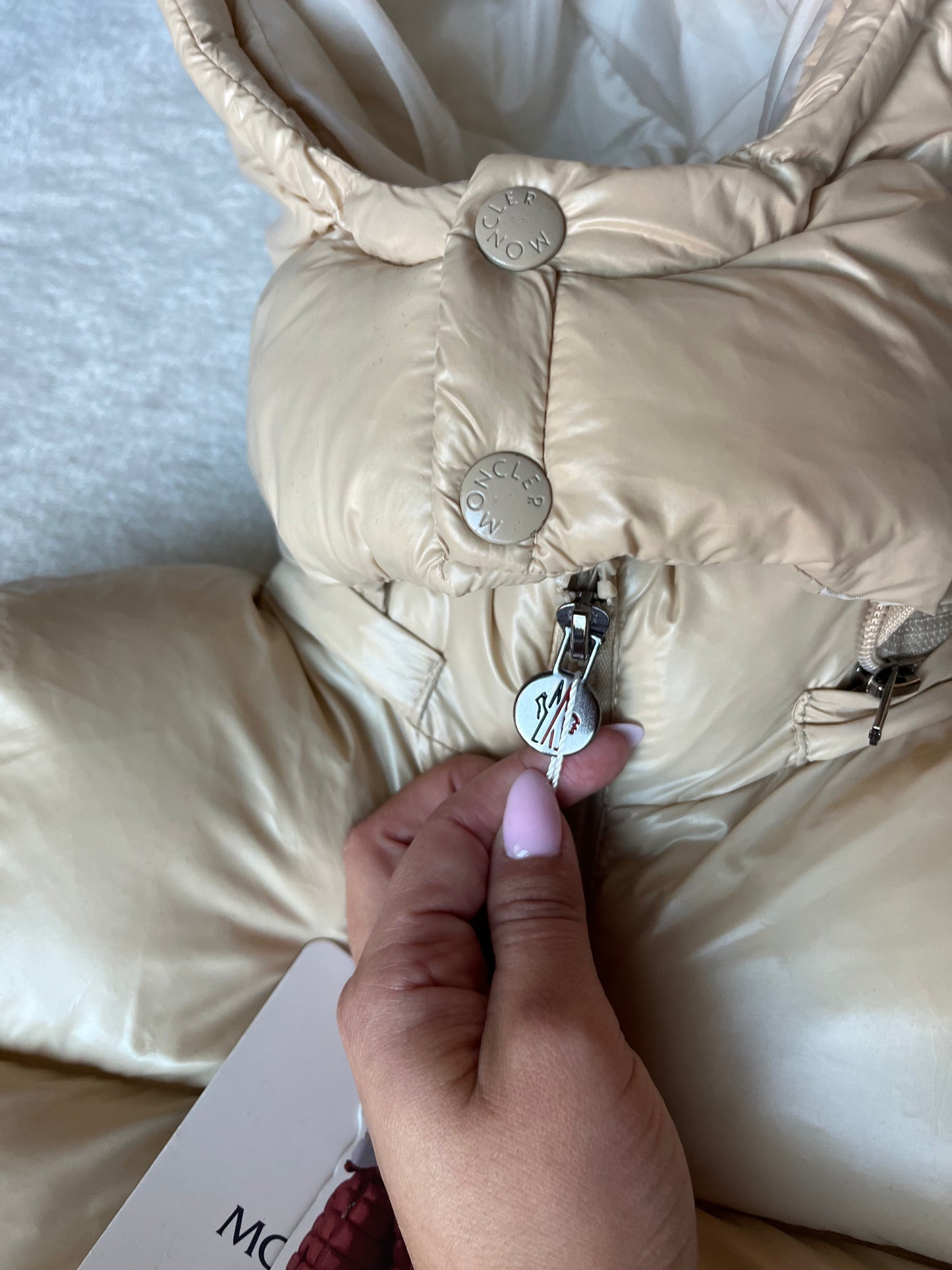 Moncler winterjas beige