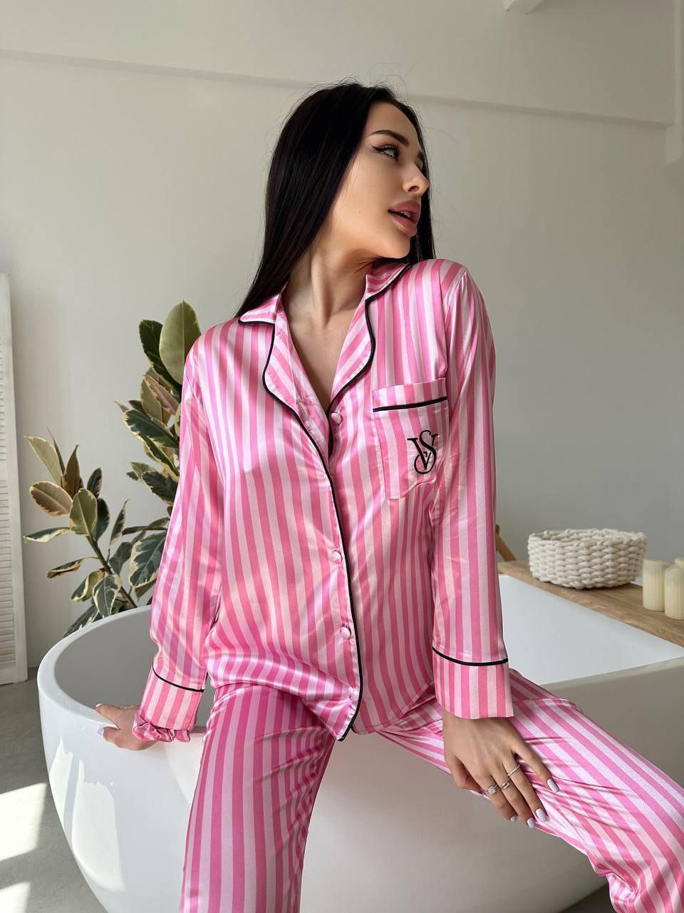 VICTORIA'S SECRET
Geglazuurd satijnen pyjama