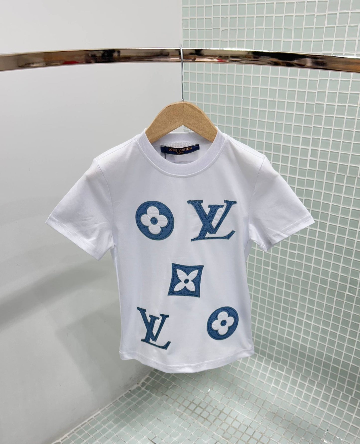 Louis Vuitton t-shirt monogram wit