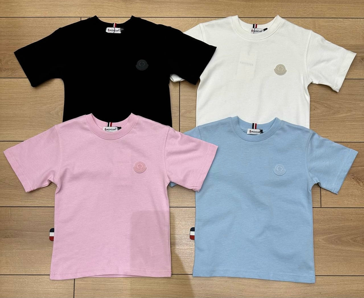 Moncler t-shirt - oversized roze