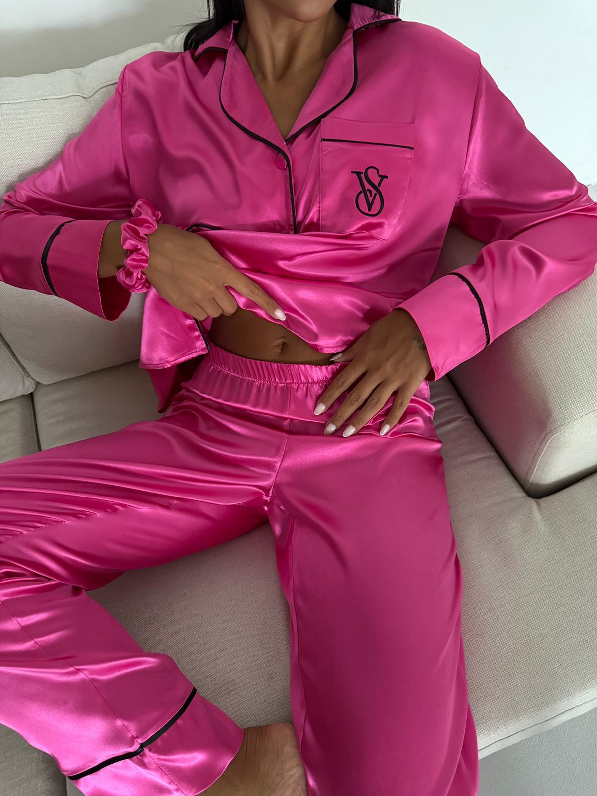 VICTORIA'S SECRET
Geglazuurd satijnen pyjama