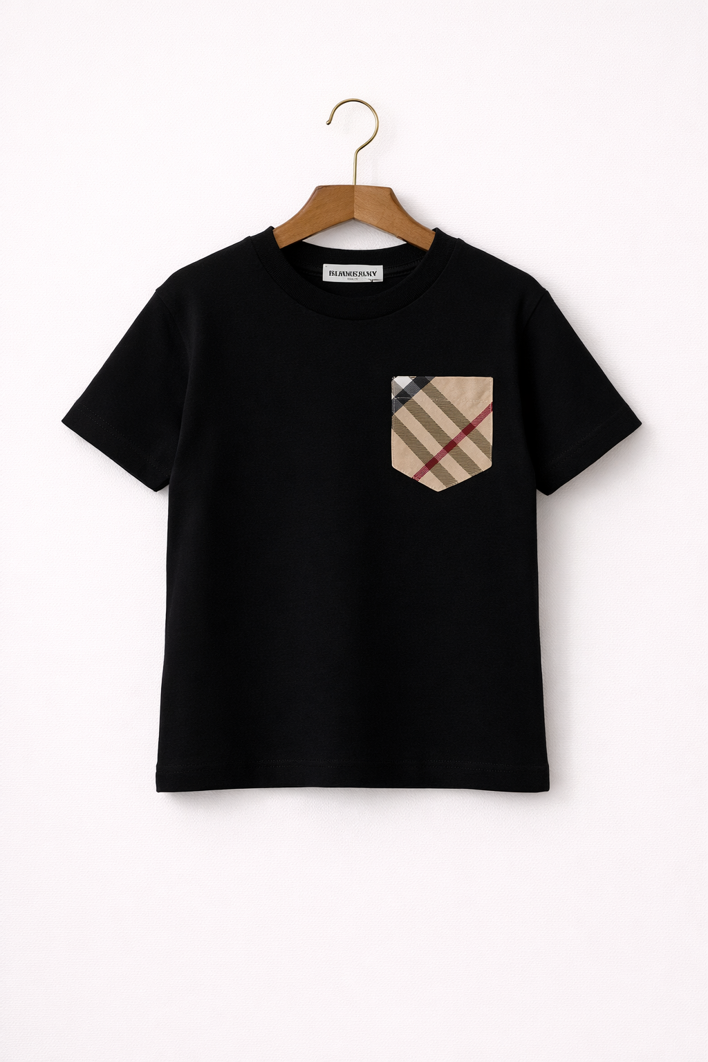 Burberry t-shirt zwart borstzakje