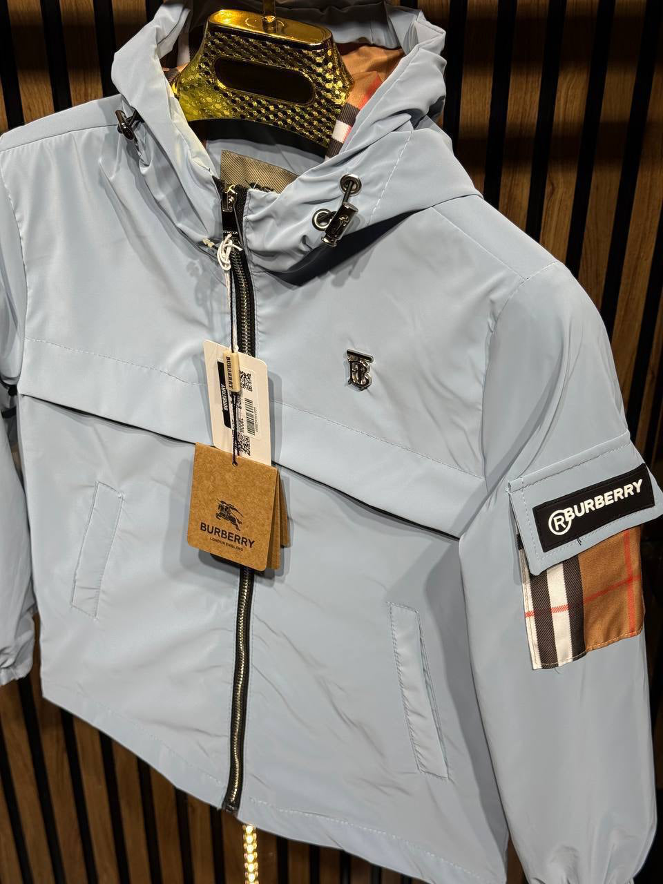 Burberry jasje lichtblauw