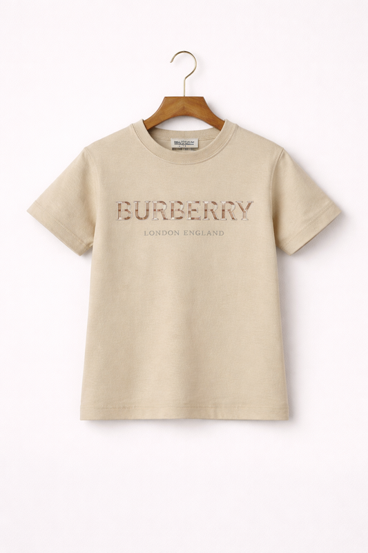Burberry t-shirt tekst