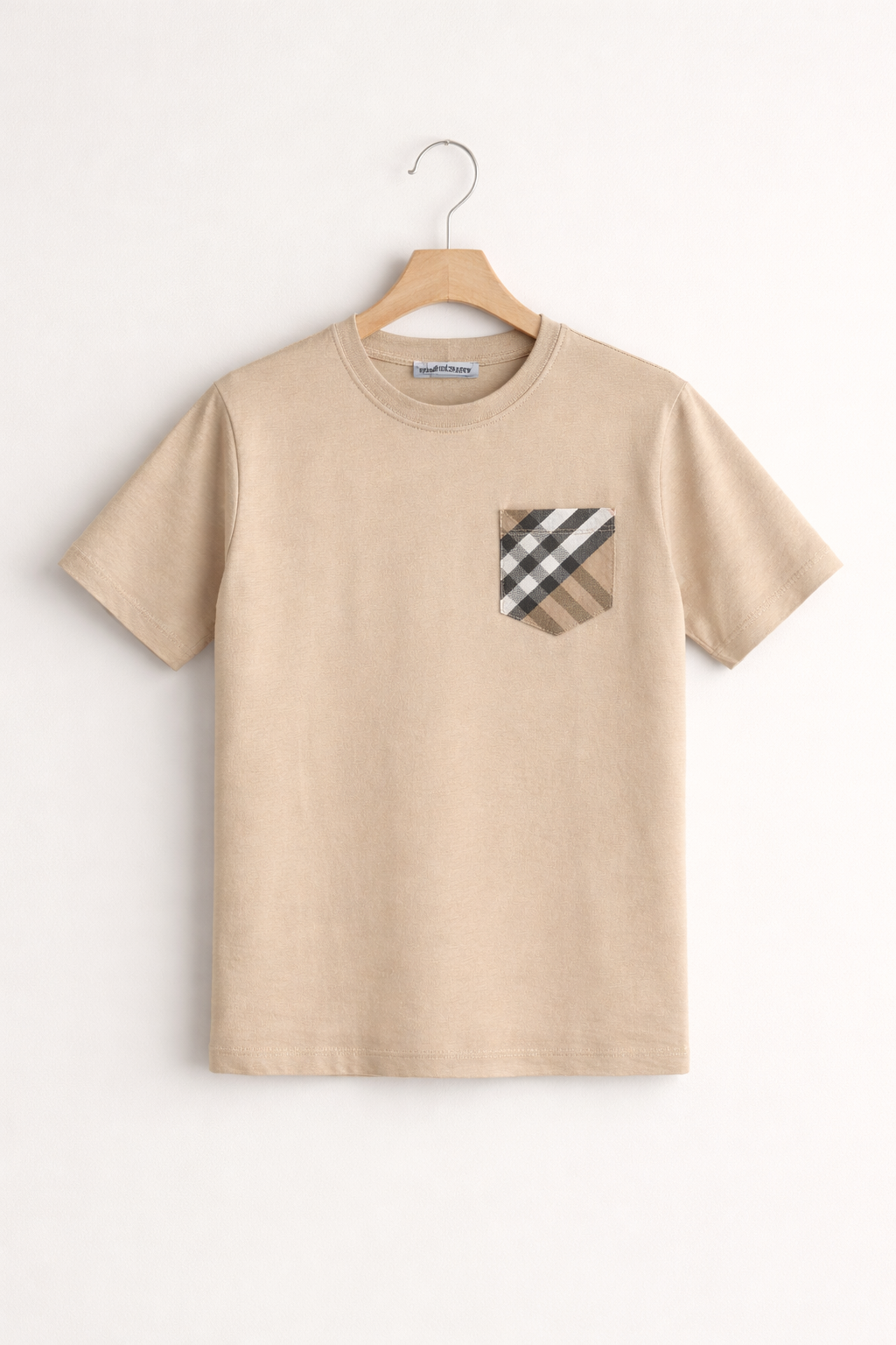 Burberry t-shirt beige borstzakje