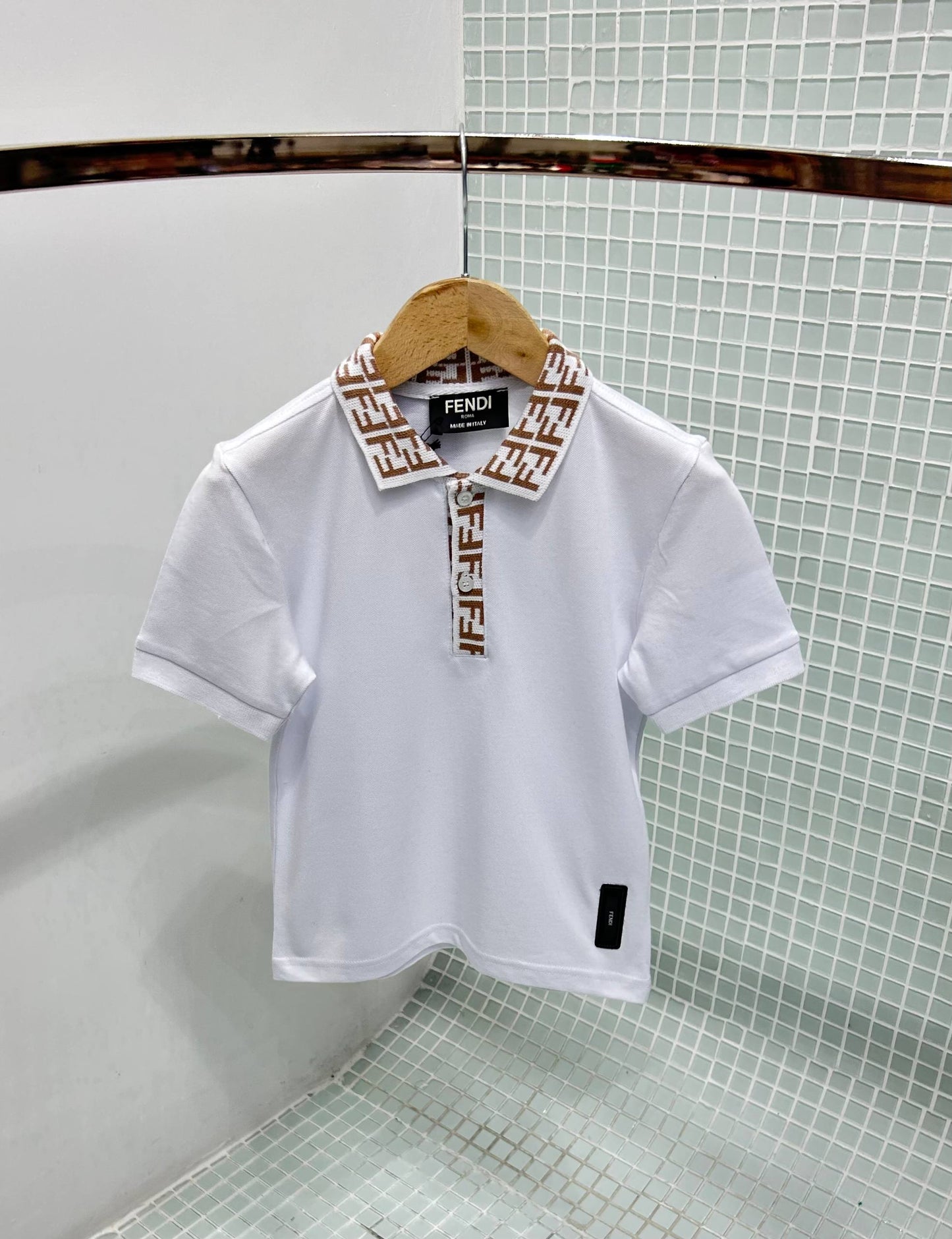 Fendi polo wit kraag