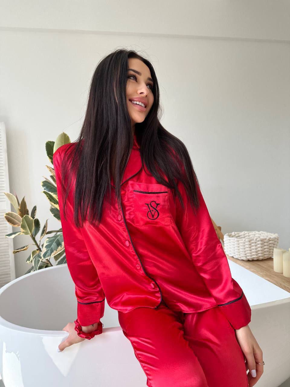 VICTORIA'S SECRET
Geglazuurd satijnen pyjama