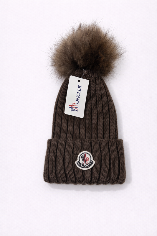 Moncler muts bont bruin