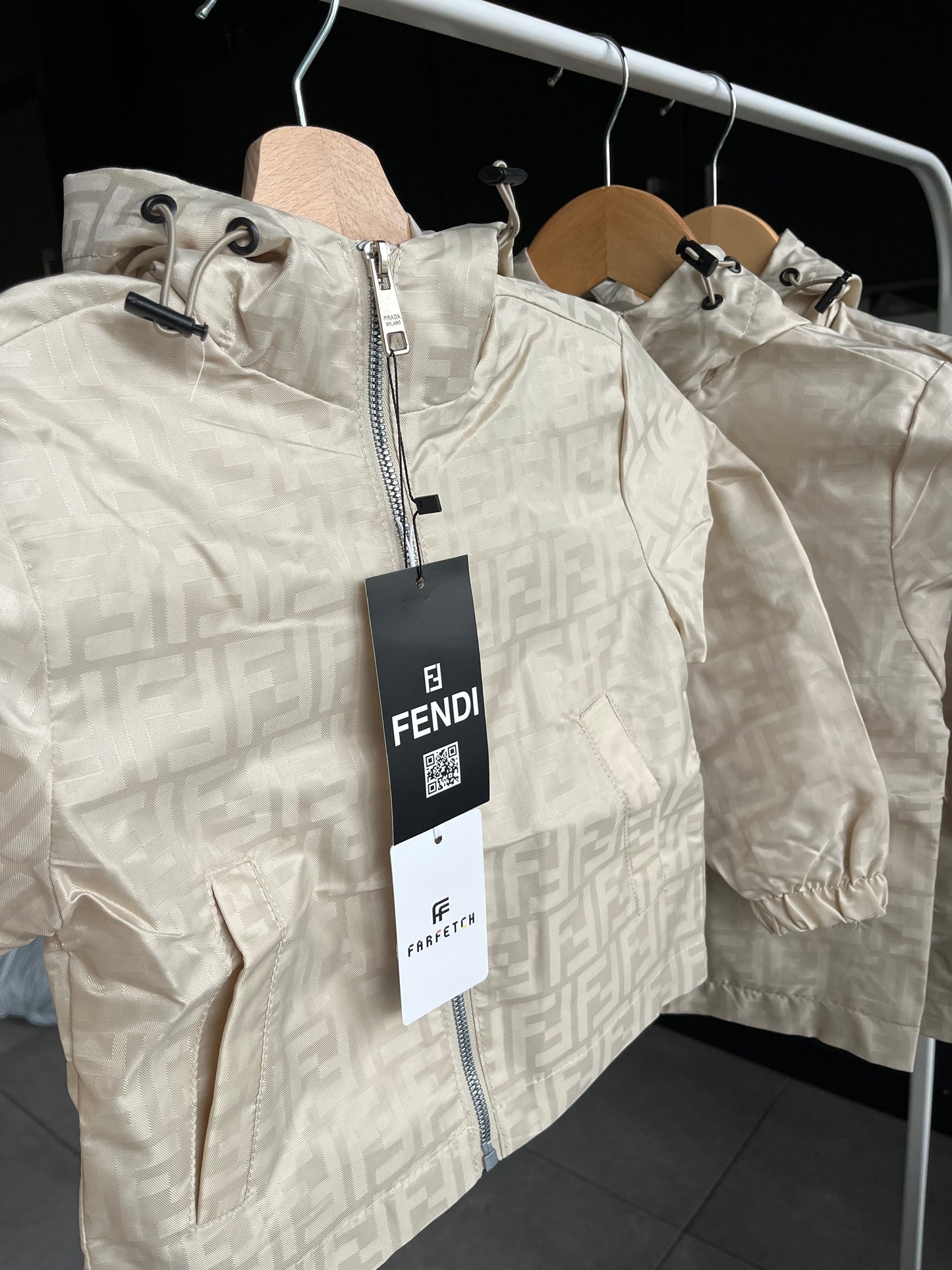 Fendi herfstjas beige