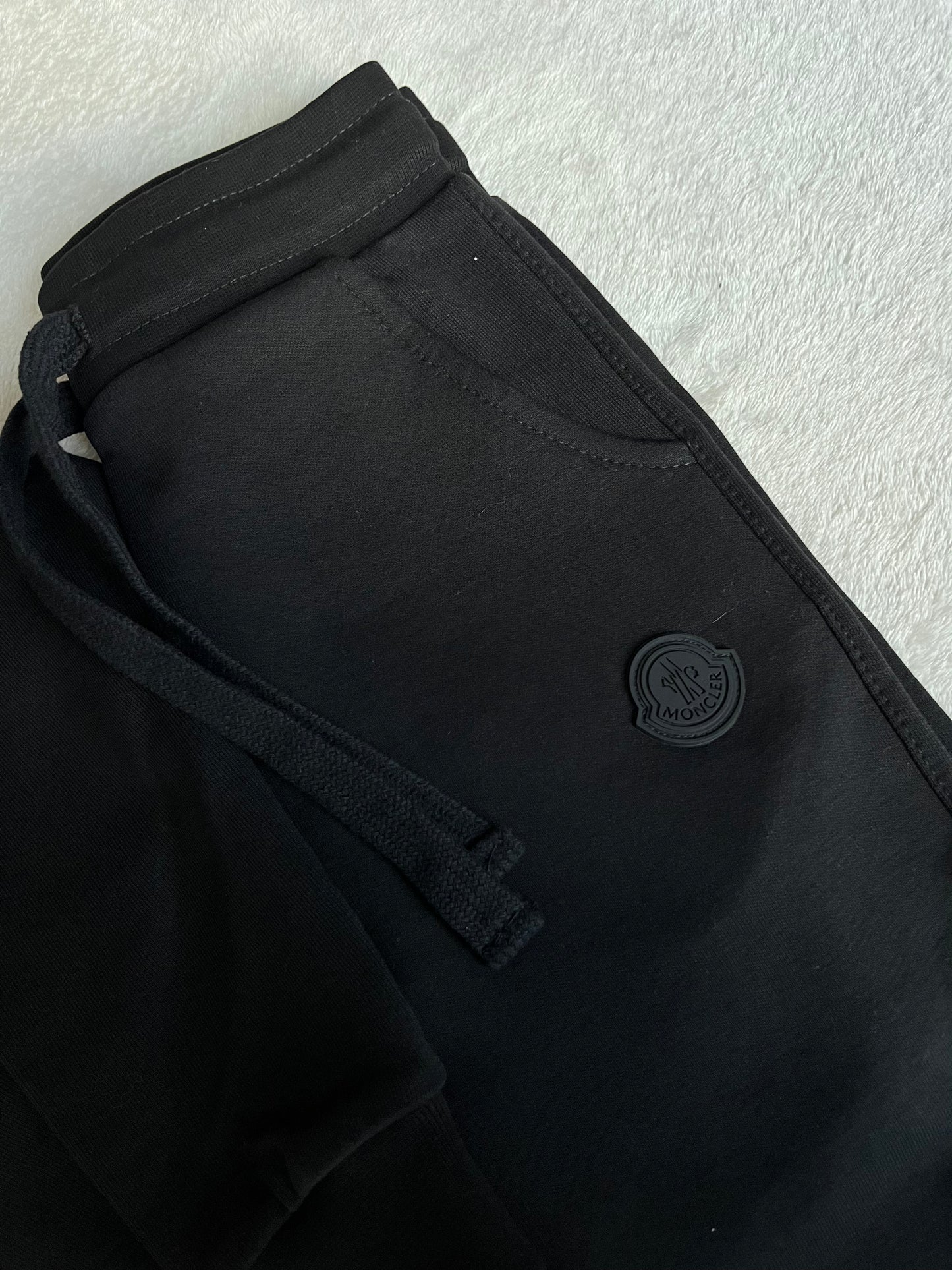 Moncler trainingspak zwart