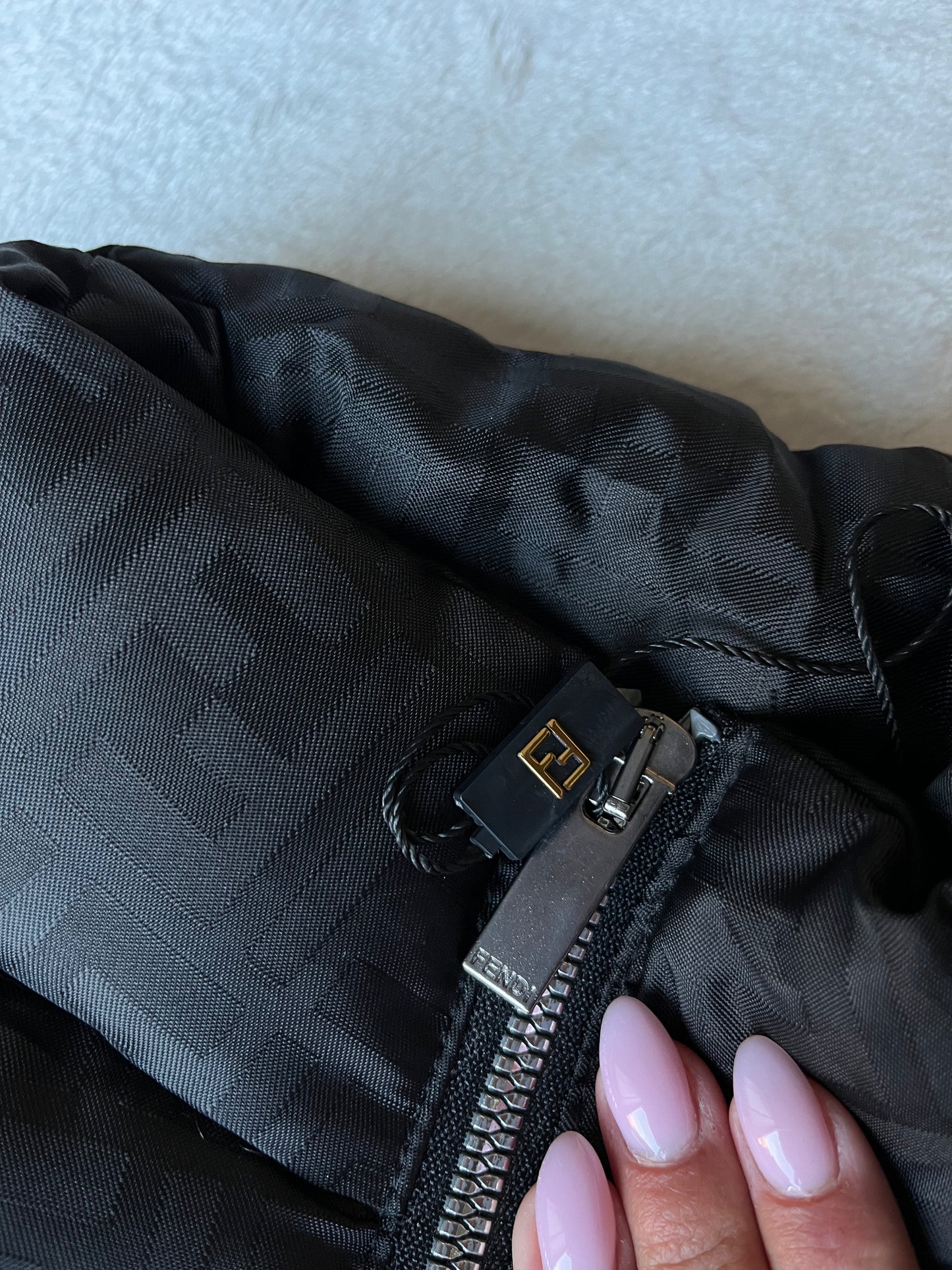 Fendi Boydwarmer zwart